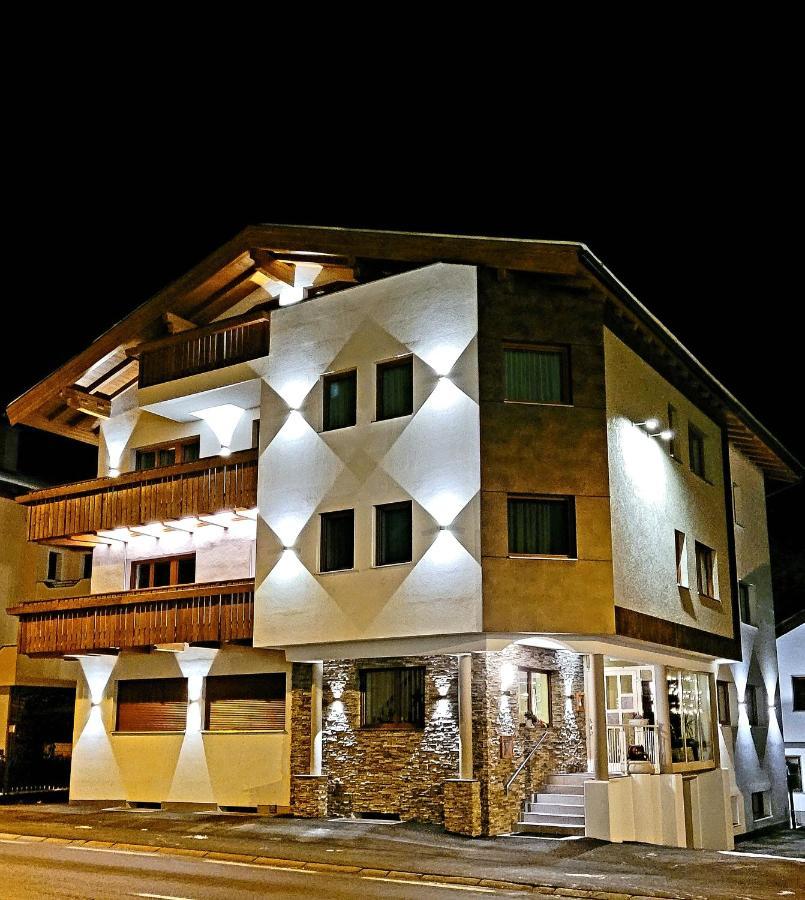 Apart Garni Jaegerheim Kappl  Buitenkant foto